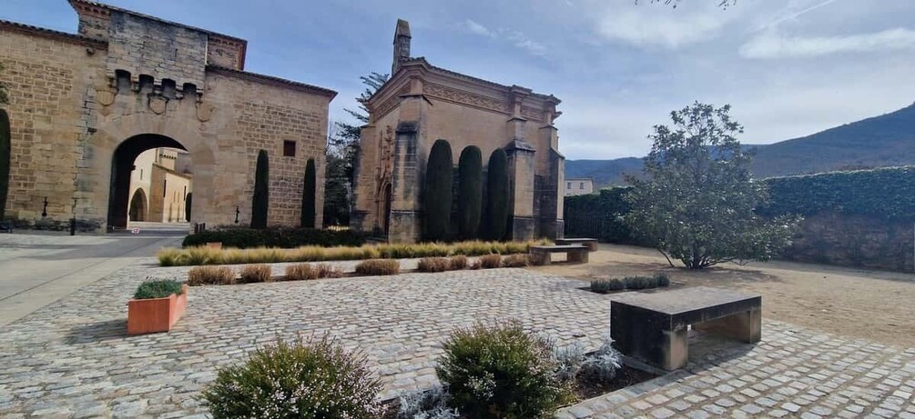 Picture 12 for Activity Poblet Monastery Tour