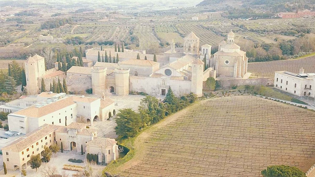 Picture 1 for Activity Poblet Monastery Tour