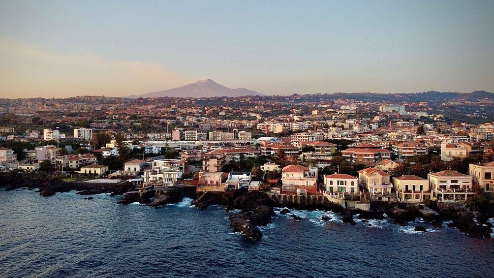 Catania: City Highlights Walking Tour