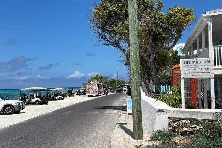 Hop-On and Hop-Off Tour in Grand Turk