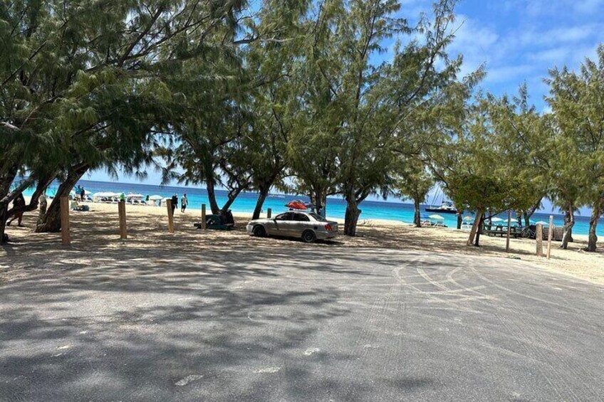 Hop-On and Hop-Off Tour in Grand Turk