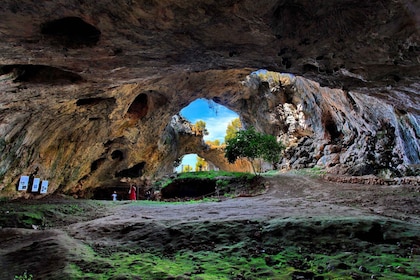 Vela Spila Cave Private Walking Tour