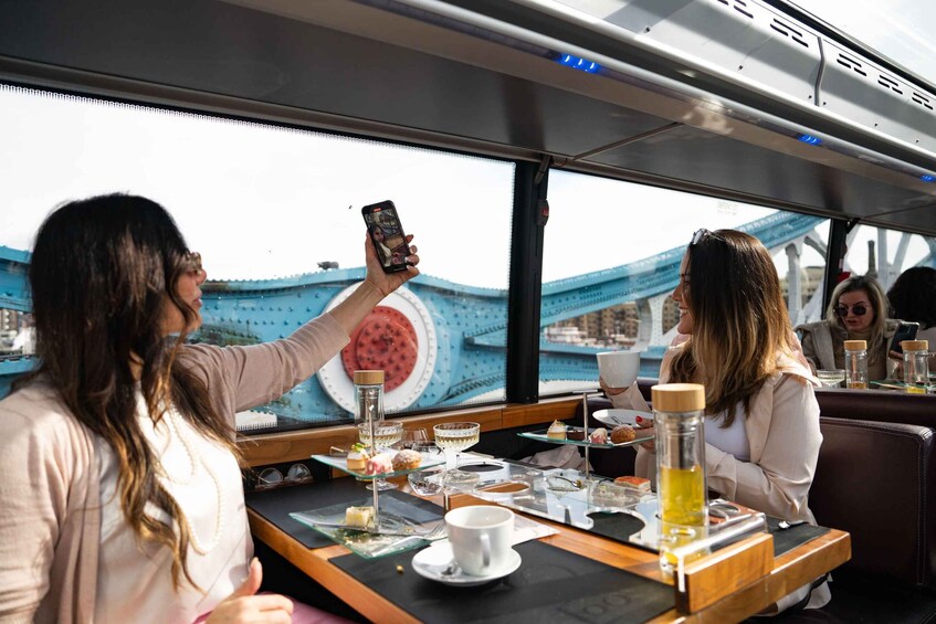Picture 6 for Activity London: Traditional Afternoon Tea Tour in a Luxury Coach