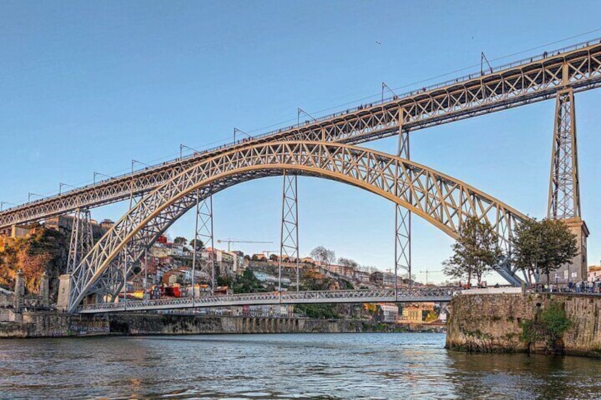 Private Tour to Porto from Lisbon with up to 3 City Stops