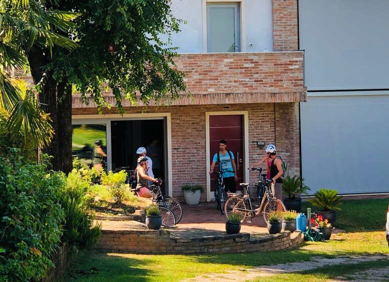 Picture 1 for Activity Verona: Custoza E-bike Tour