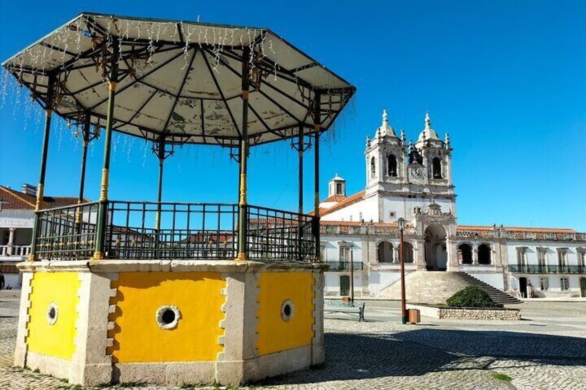 The-Amity-Family-Tours-And-Activities-Nazaré-Portugal-Landscape-Atlantic-Waves-Traditions-Sanctuary