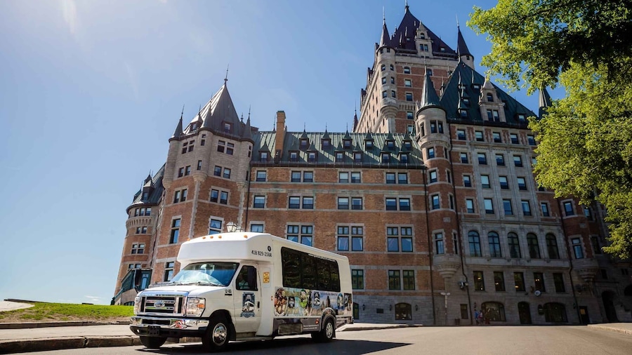 Quebec City: Old Town and Montmorency Falls Bus Tour