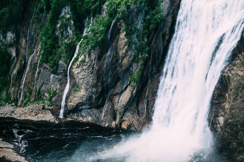 Picture 2 for Activity Quebec City: Old Town and Montmorency Falls Bus Tour
