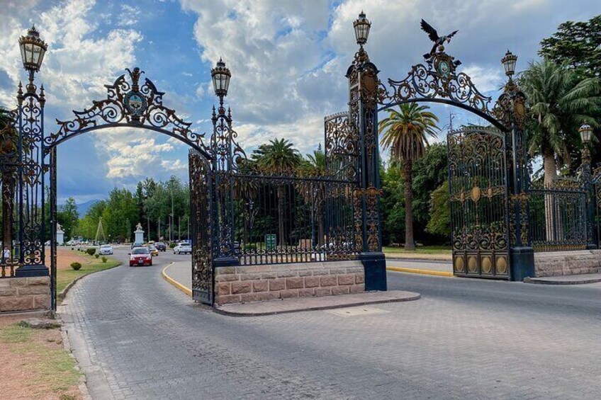 Gates of the General San Martín Park