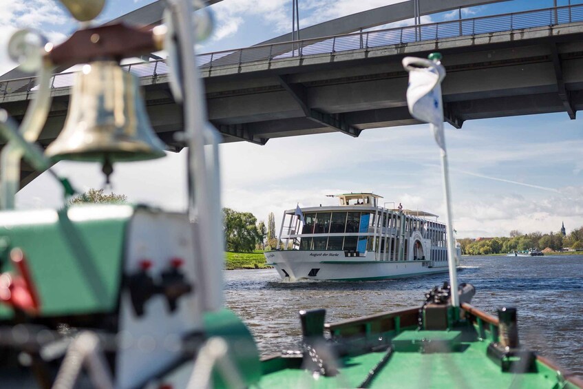 Picture 6 for Activity Dresden: River Sightseeing Boat Cruise