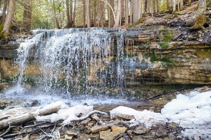 Duncan Caves, waterfall