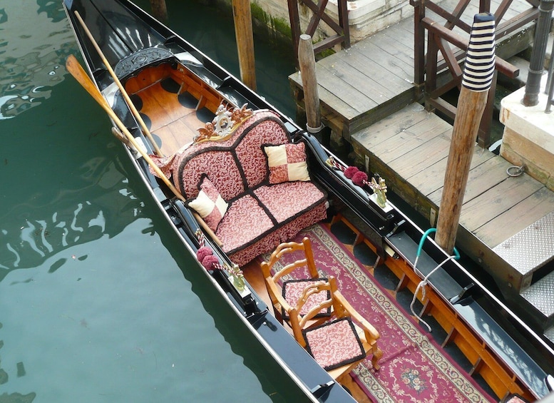 Picture 1 for Activity Venice: Private Gondola Tour