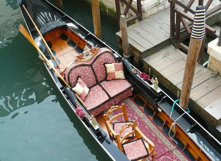 Picture 1 for Activity Venice: Private Gondola Tour
