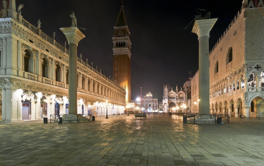 Picture 5 for Activity Venetian Mysteries Guided Walking Tour