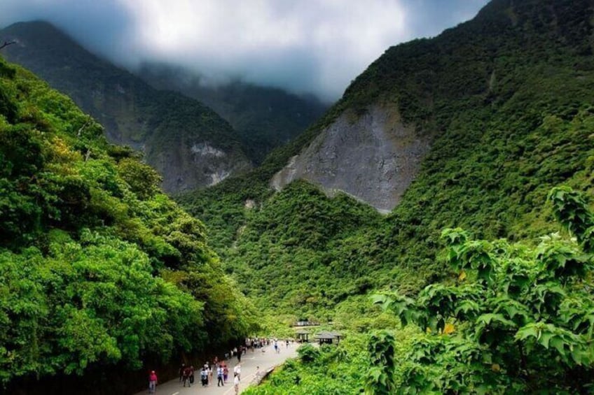 Hualien Light Mountain & Sea One Day Tour