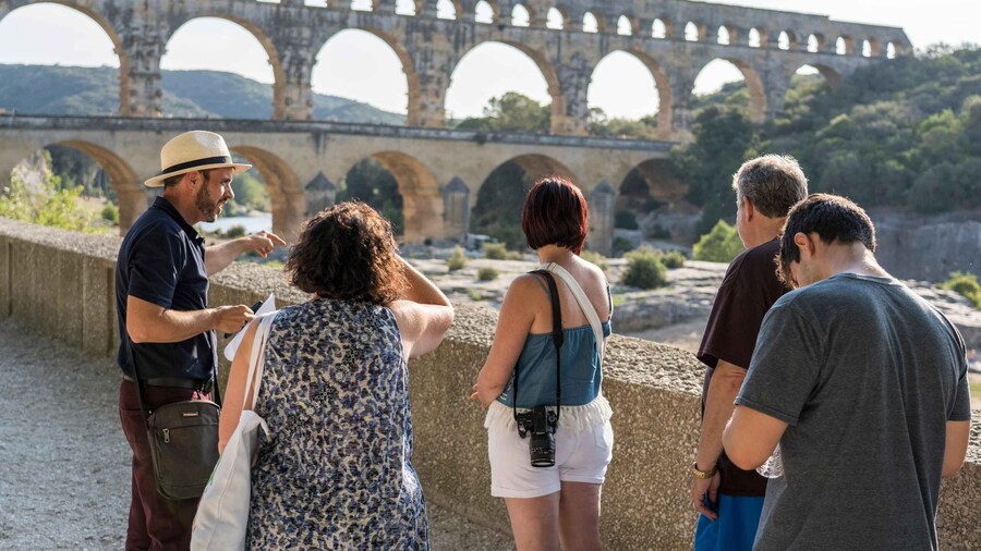 From Aix-en-Provence: Provence Region Tour with Wine Tasting
