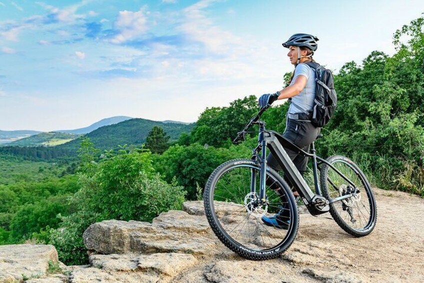 Budapest E-Bike Adventure Tour in The Hills of Buda