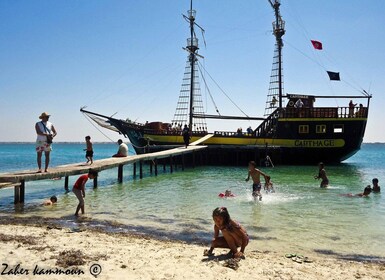 Djerba: day by pirate boat to Flamant Island