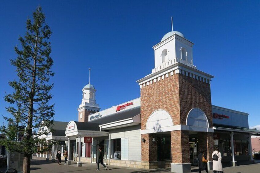 Private Shopping Tour from Tokyo to Sano Premium Outlets