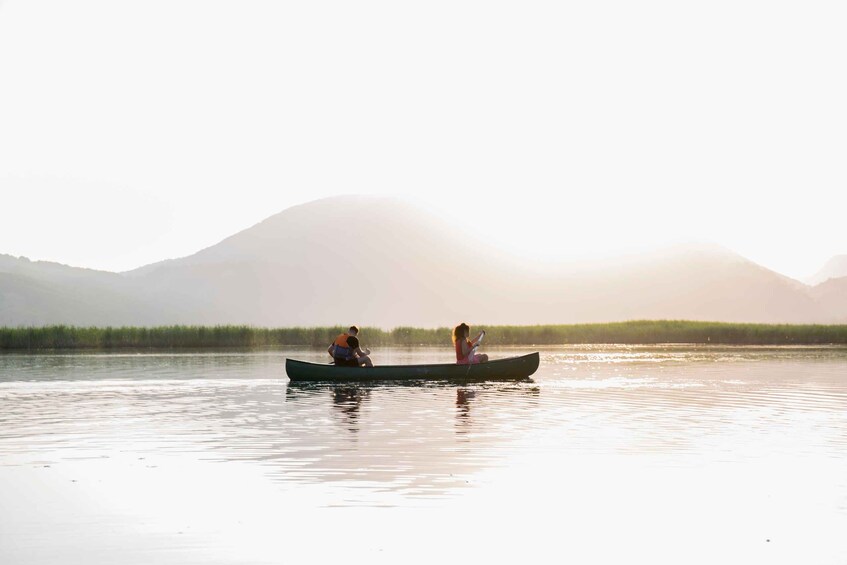 Picture 6 for Activity Matese Regional Park: canoe excursion with sunset aperitif