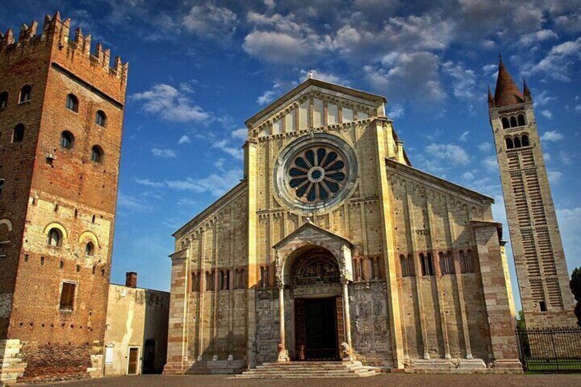 Private Walking Tour in Verona