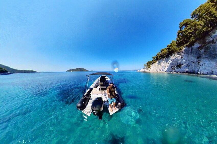 Private Skopelos Island Boat Cruise Tour to Mamma Mia Sites 