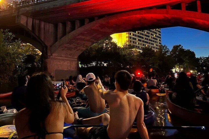 Congress Avenue Bat Bridge Paddleboard Tour