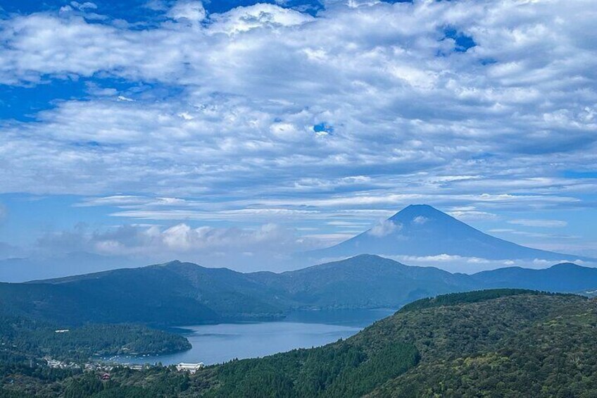 Private Full Day Tour to Mt Fuji, Hakone, and Onsen