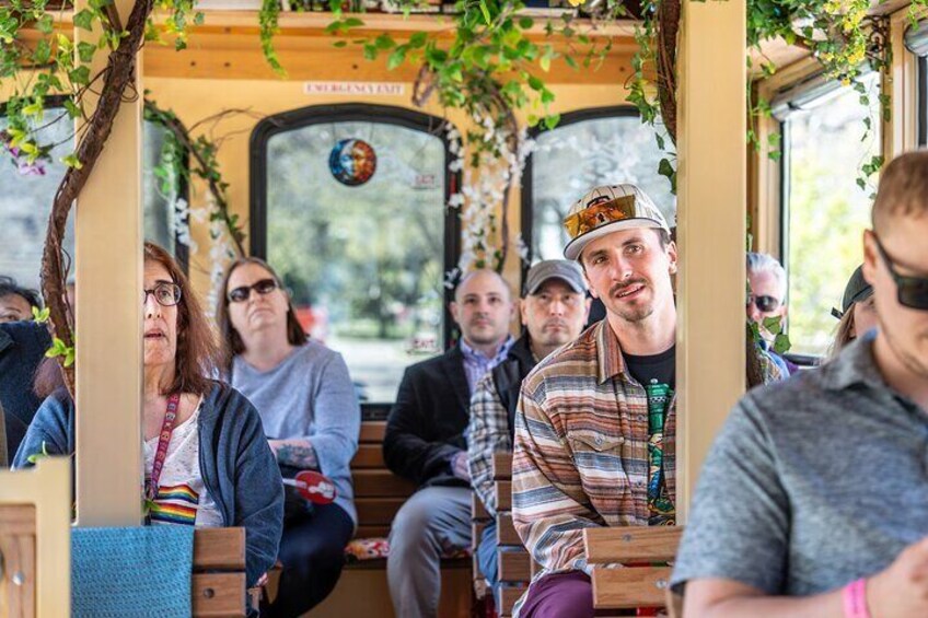 Minneapolis Narrated Scenic Sightseeing Trolley Tour