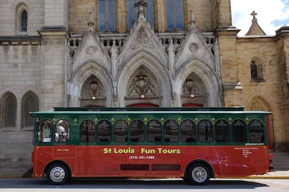 St Louis: 75-Minute City Trolley Tour