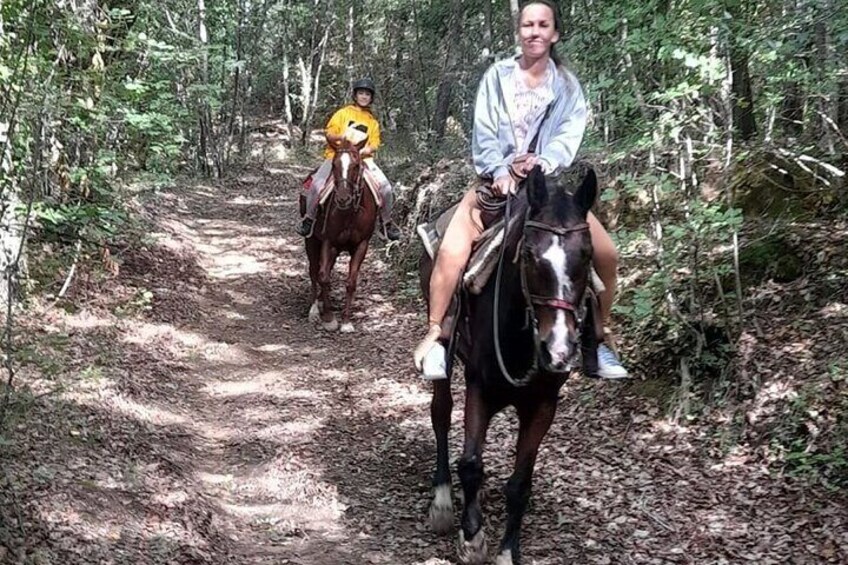 Horseback riding tour in the Chianti Hills in Tuscany