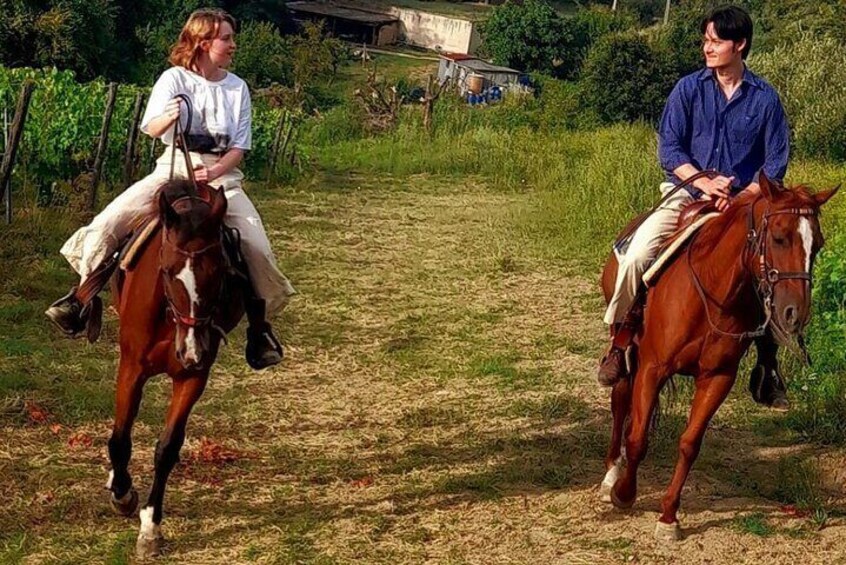 Horseback riding tour in the Chianti Hills in Tuscany