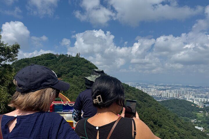 Gwangju City Tour : Where old meets new