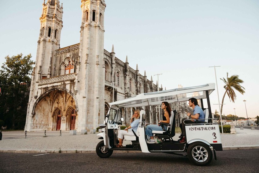 Lisbon: Private City Tour by Eco Tuk Tuk