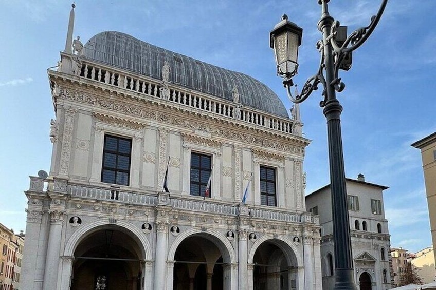 Discover Brescia Private City Exploration Game