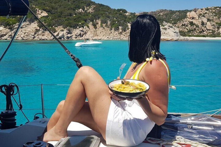 Sailboat tour from Santa Teresa di Gallura to the Maddalena Archipelago