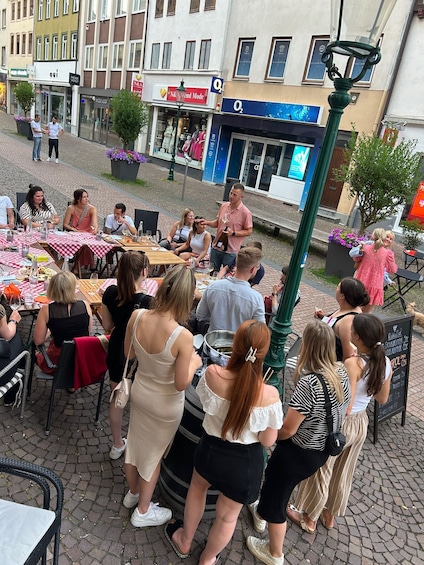 Picture 1 for Activity Fulda: Geführte Weinprobe mit Weinen und Weinbegleitern