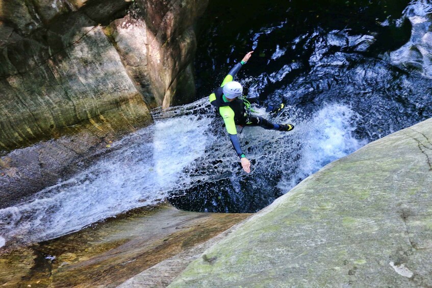 Picture 3 for Activity Verzasca Valley: 4-Hour Canyoning in Corippo