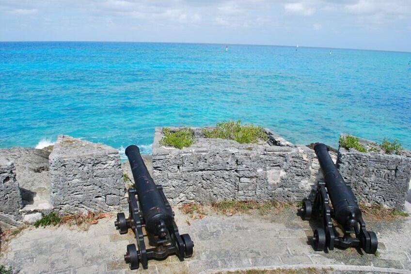 Discover St. George's History Beach and EBicycle Tour