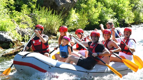 Rafting Omiš, Cetina - Your group on a private boat tour