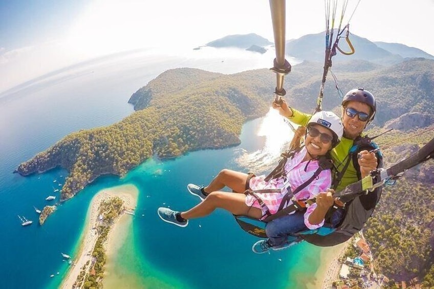 Fethiye Paragliding Experience with Video and Photos