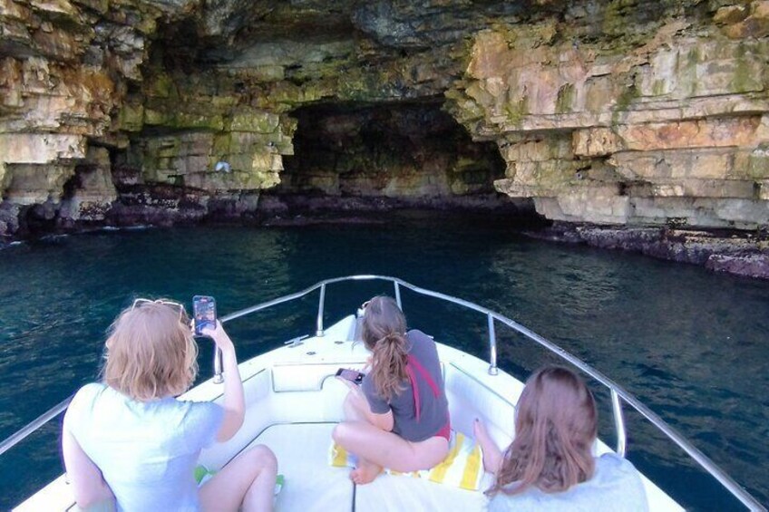 Private boat excursion to Polignano a mare