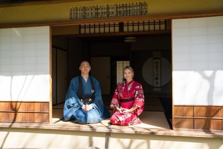 1 Hour Small Group Zen Temple Meditation with a Monk