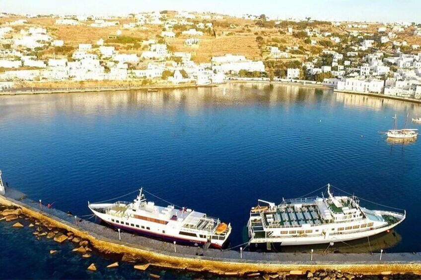 Delos Boat Pier in Mykonos Old Port / Chora