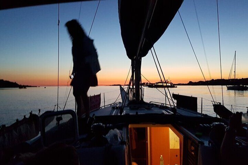 Sailing ship from Porto San Paolo (S.Teodoro-Olbia) to Tavolara, Molara