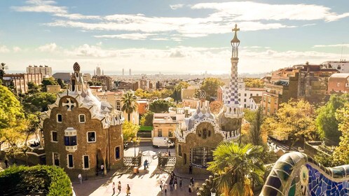 Barcelona: Park Güell & La Sagrada Familia Tickets und Tour