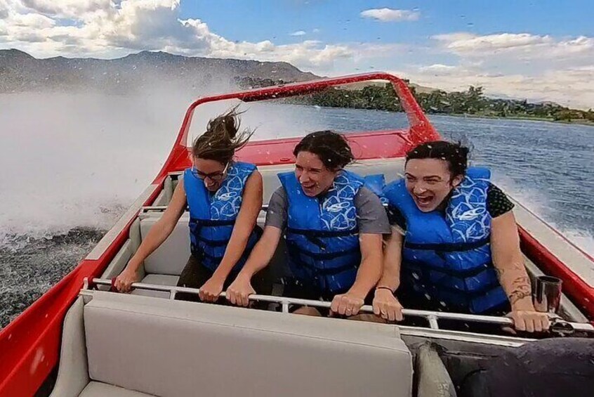 6 Mile Public Boat Ride on the Columbia River in Chelan County