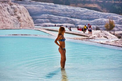 Von Kusadasi und Selcuk aus: Pamukkale und Hiearapolis Tour