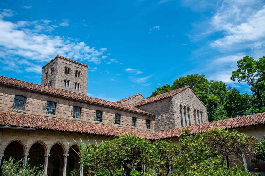 Picture 2 for Activity Skip-the-line Met Cloisters & Fifth Avenue Tour by Car