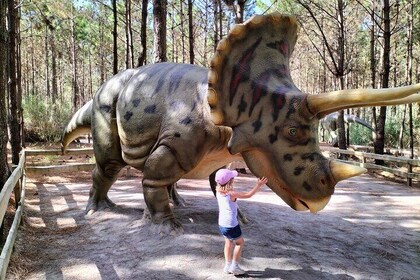 Day Trip to Dinosaurs & Little Portugal Theme Parks from Lisbon